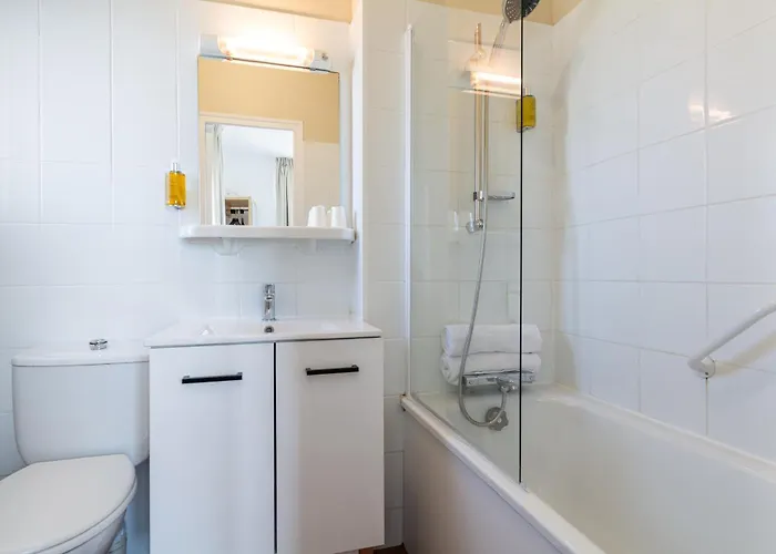 Hotel De La Courseulles-sur-Mer